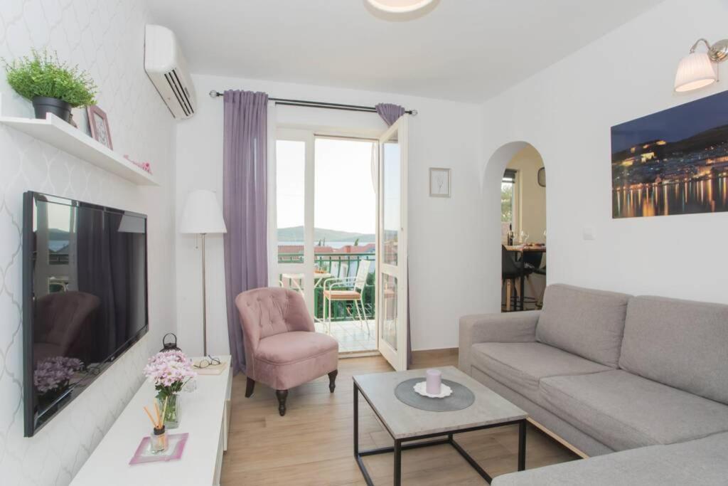 Dalma Residence Apartman Lavandella Zaboric Bagian luar foto